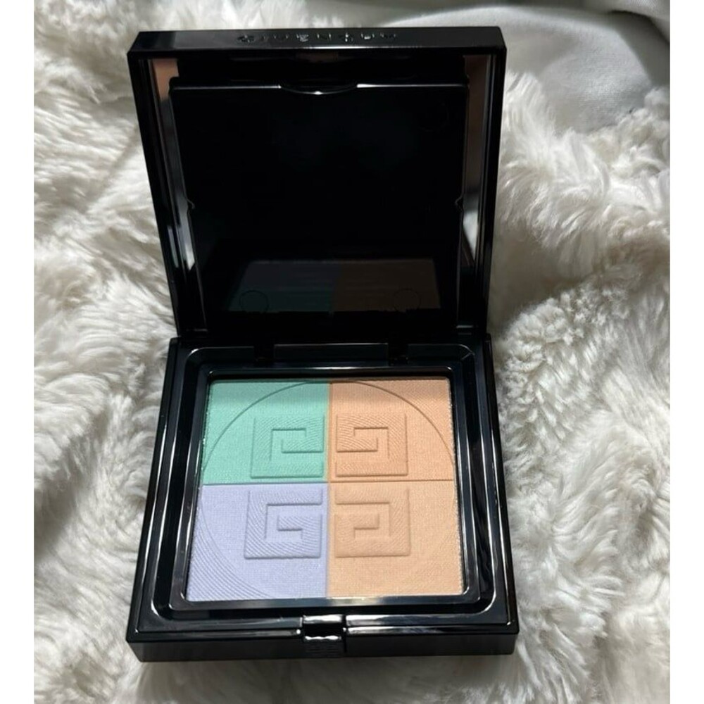 Givenchy Prisme Libre 4-Color Pressed Powder 04 Mousseline Acidulee